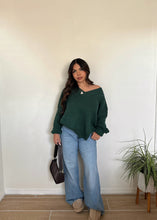 Load image into Gallery viewer, Joel Oversized Knit ( Hunter Green)
