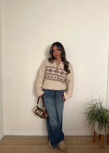 Load image into Gallery viewer, Falling For you Knit Zip-up  (Cream)
